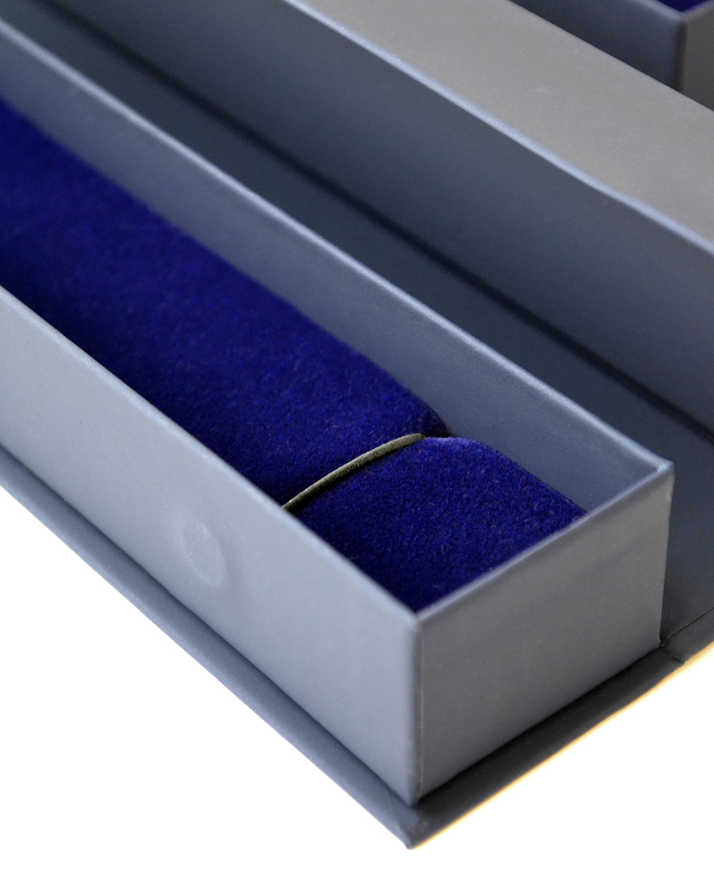 Картонный футляр «Марк» с магнитной крышкой