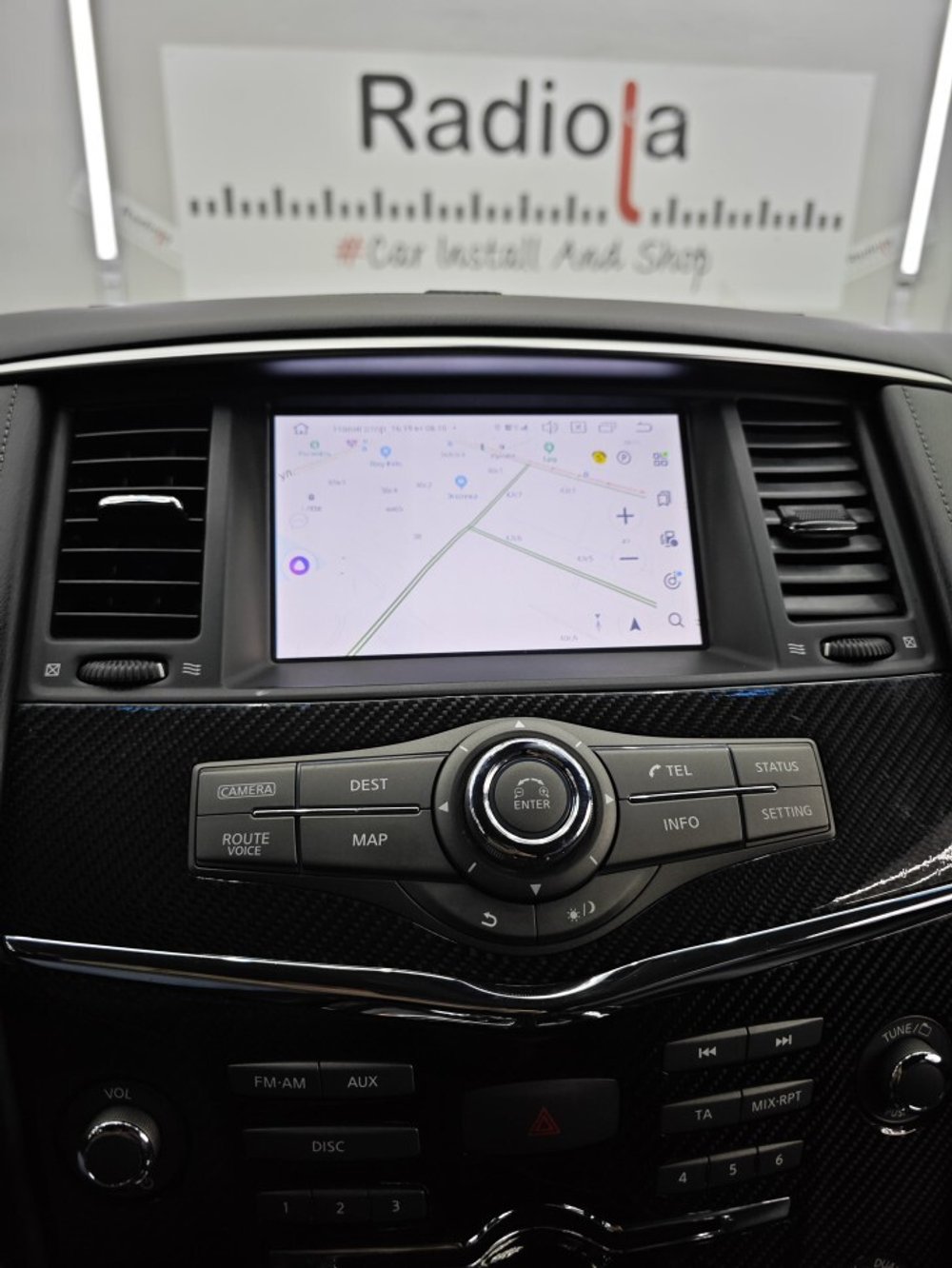 Мультимедиа блок с навигацией для Infiniti QX56 Y62, QX80 2010-2017 (с сенсорным экраном) - Radiola RDL-08IT на Android 12, Carplay, 4G SIM-слот, 8/128ГБ