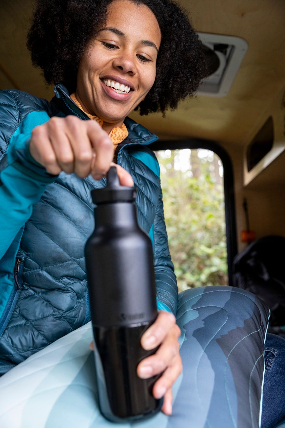 Термобутылка Klean Kanteen Rise Vac Classic Arch Loop 20oz (592 мл) Black