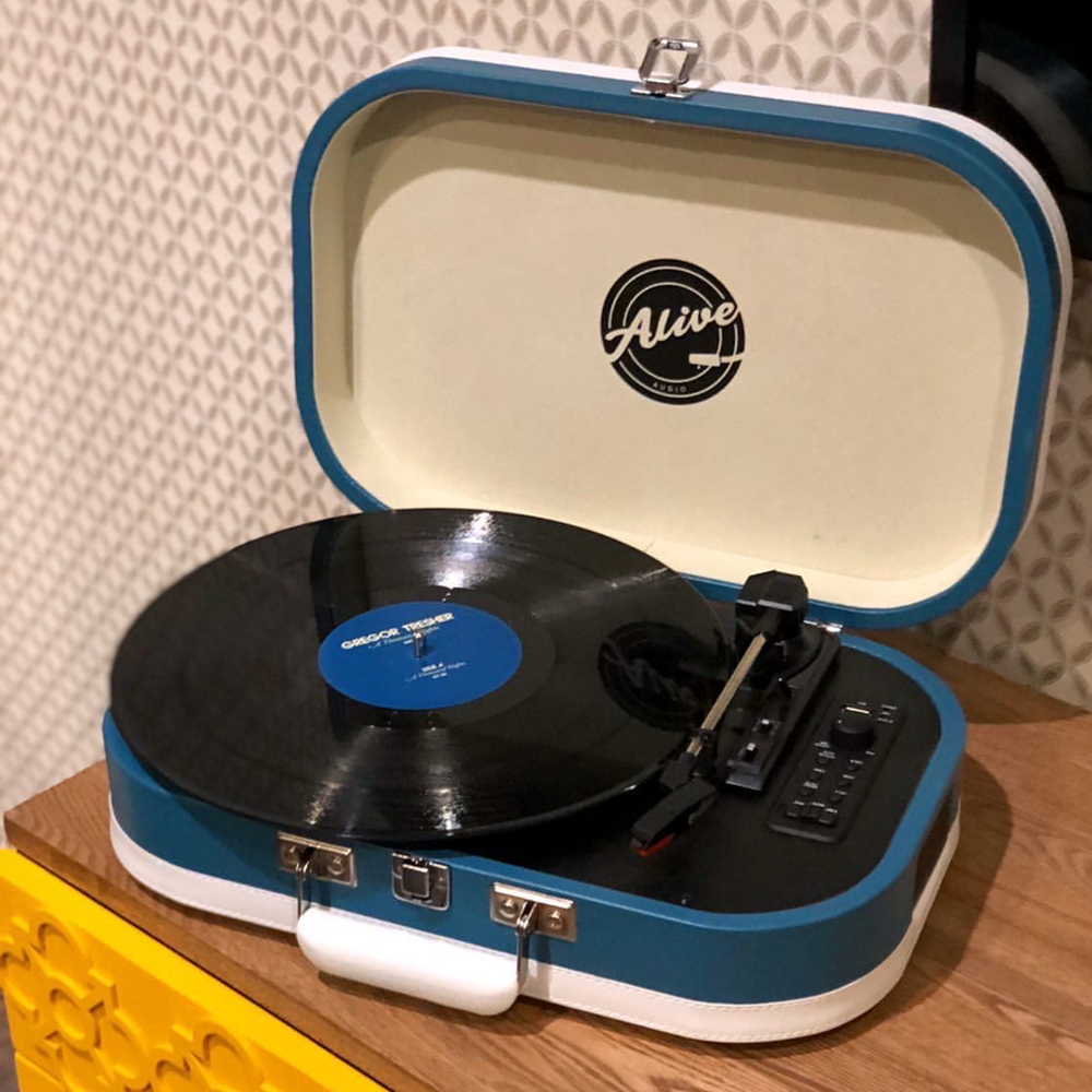 Проигрыватель Винила Alive Audio Vintage c Bluetooth (Cold Wave)