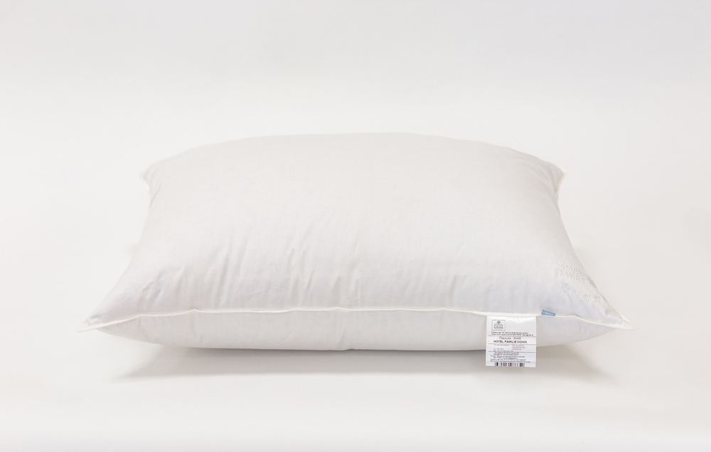 Подушка пуховая средняя 68x68 German Grass Hotel Down Grass 5 Stars