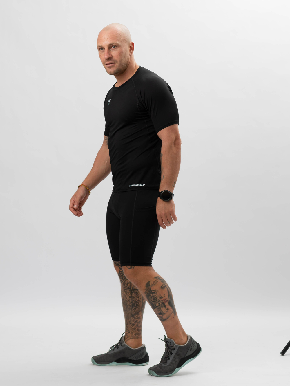 Спортивная футболка DRI FIT реглан TOTEMIC CLO черная