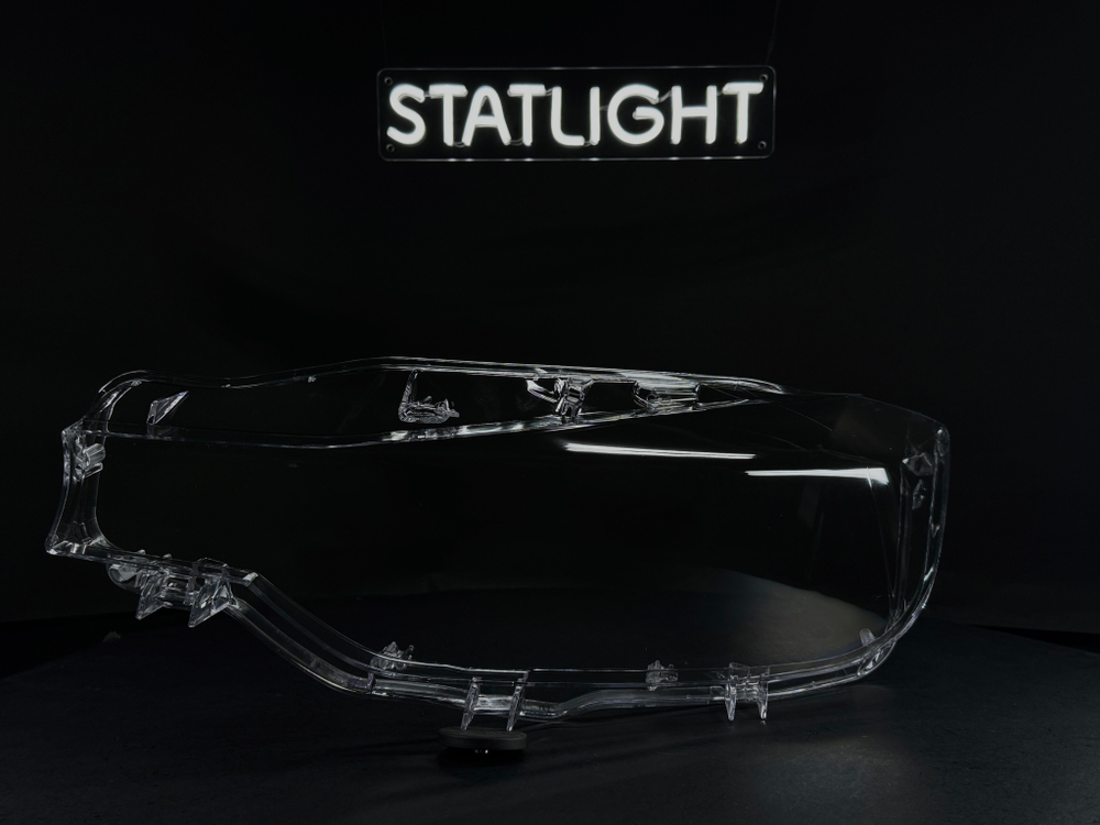 Левое стекло фары BMW F35 F30 2016-2018