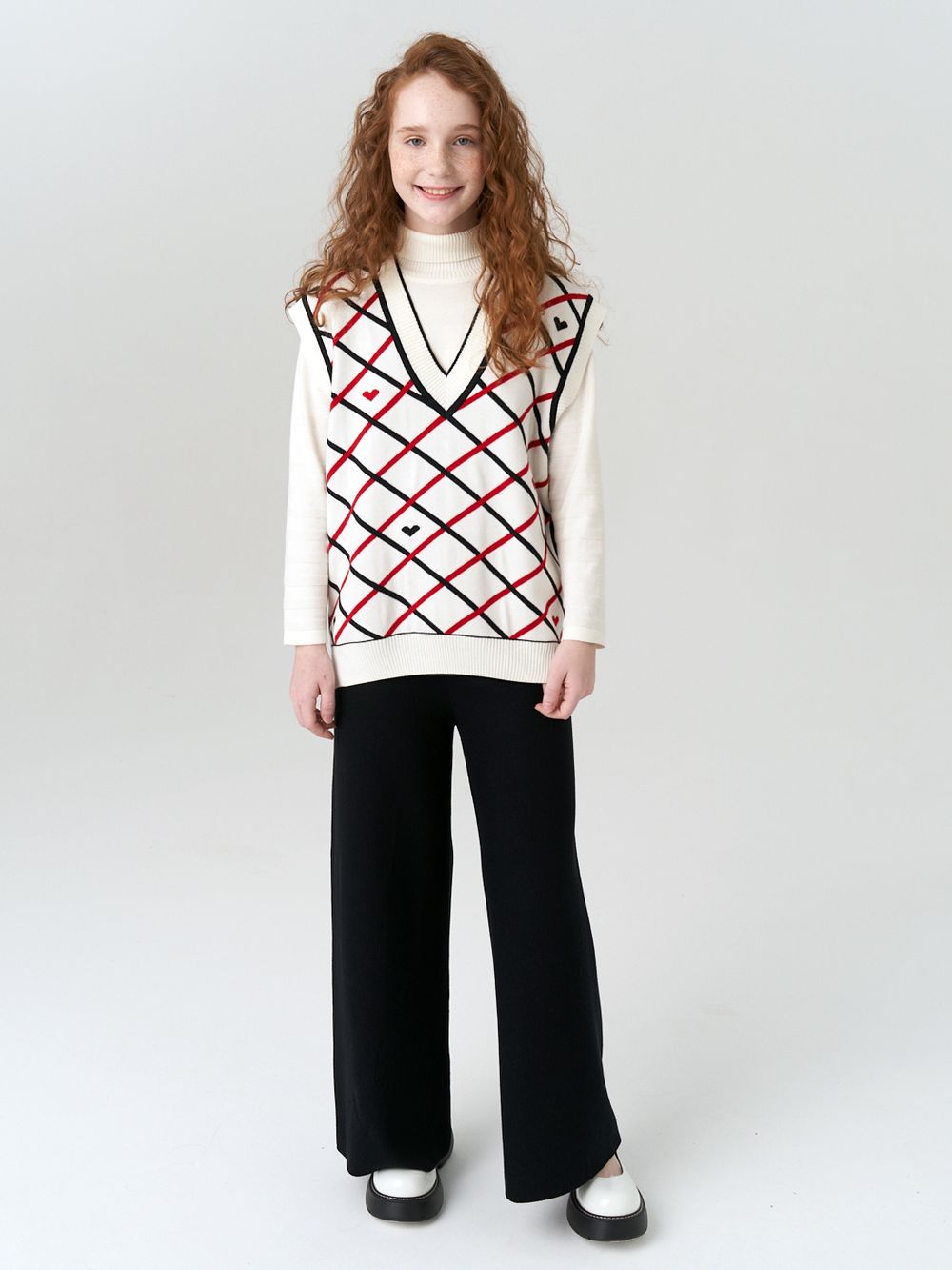 Жилетка в школу для девочки AT1011 черный-молочный