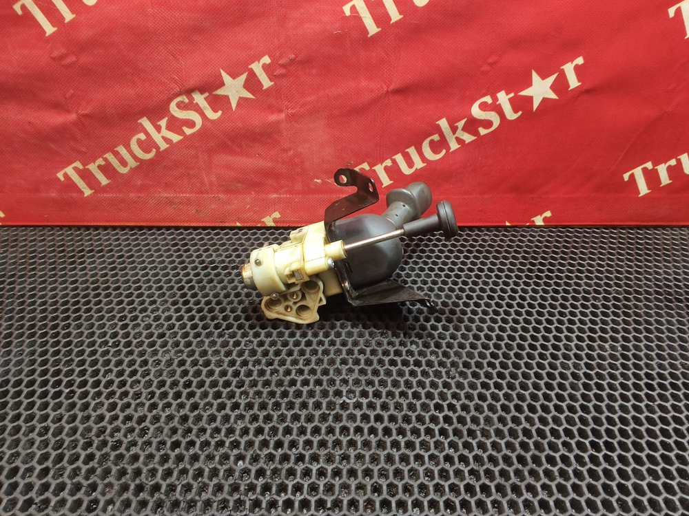 Кран ручного тормоза