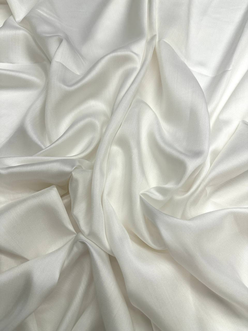 Шелк молочный