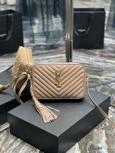 Yves Saint Laurent Lou Camera Bag 23 cm