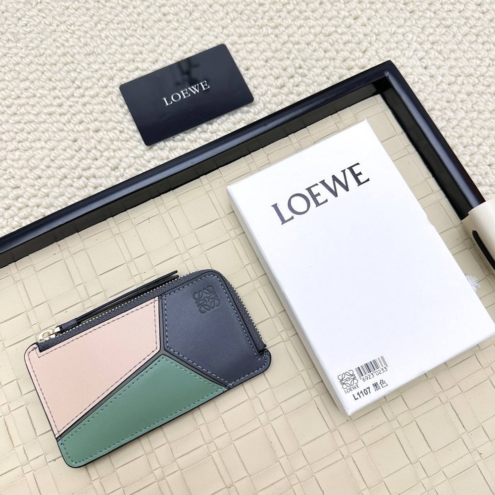 Картхолдер Loewe