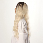 Парик искусственный цвет русый/блонд