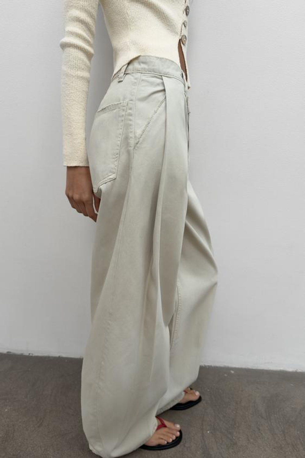 ZARA БРЮКИ BALLOON С ЗАЩИПАМИ, ЛИНЯЛЫЙ ЗЕЛЕНЫЙ