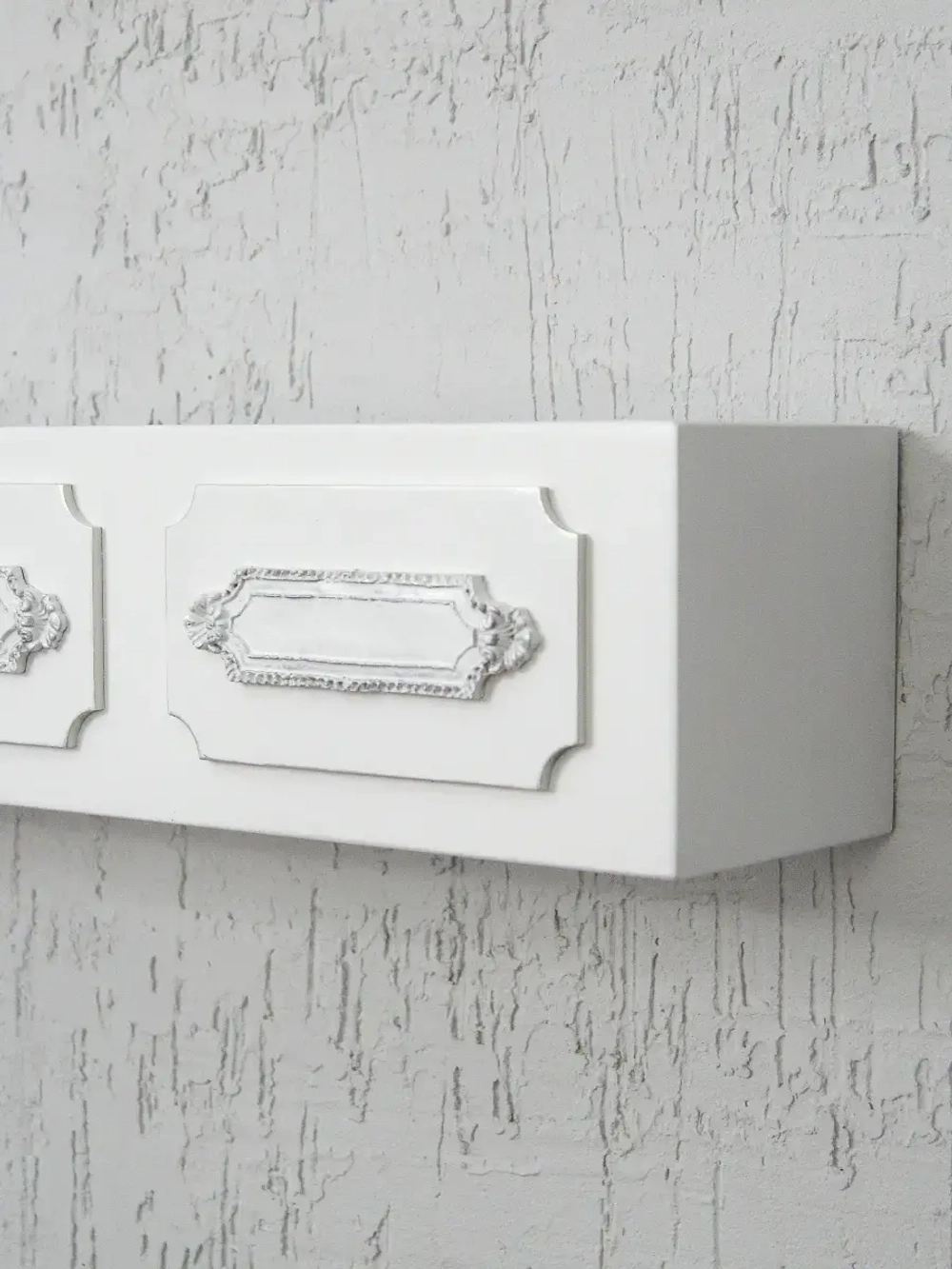 Полка настенная навесная