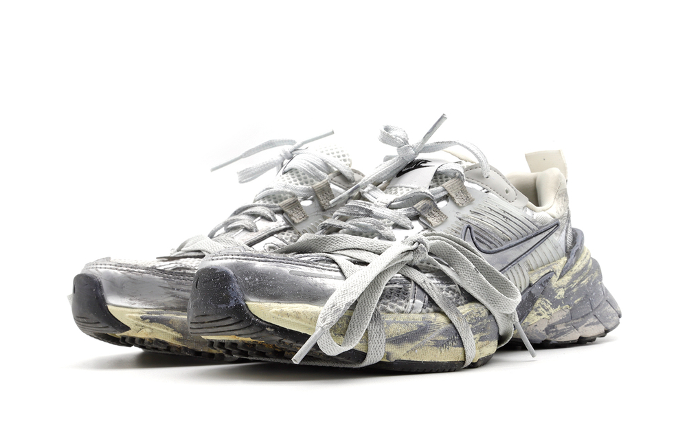 Кроссовки Nike V2K Run Runtekk "Summit White Metallic Silver" (Женская размерная сетка)