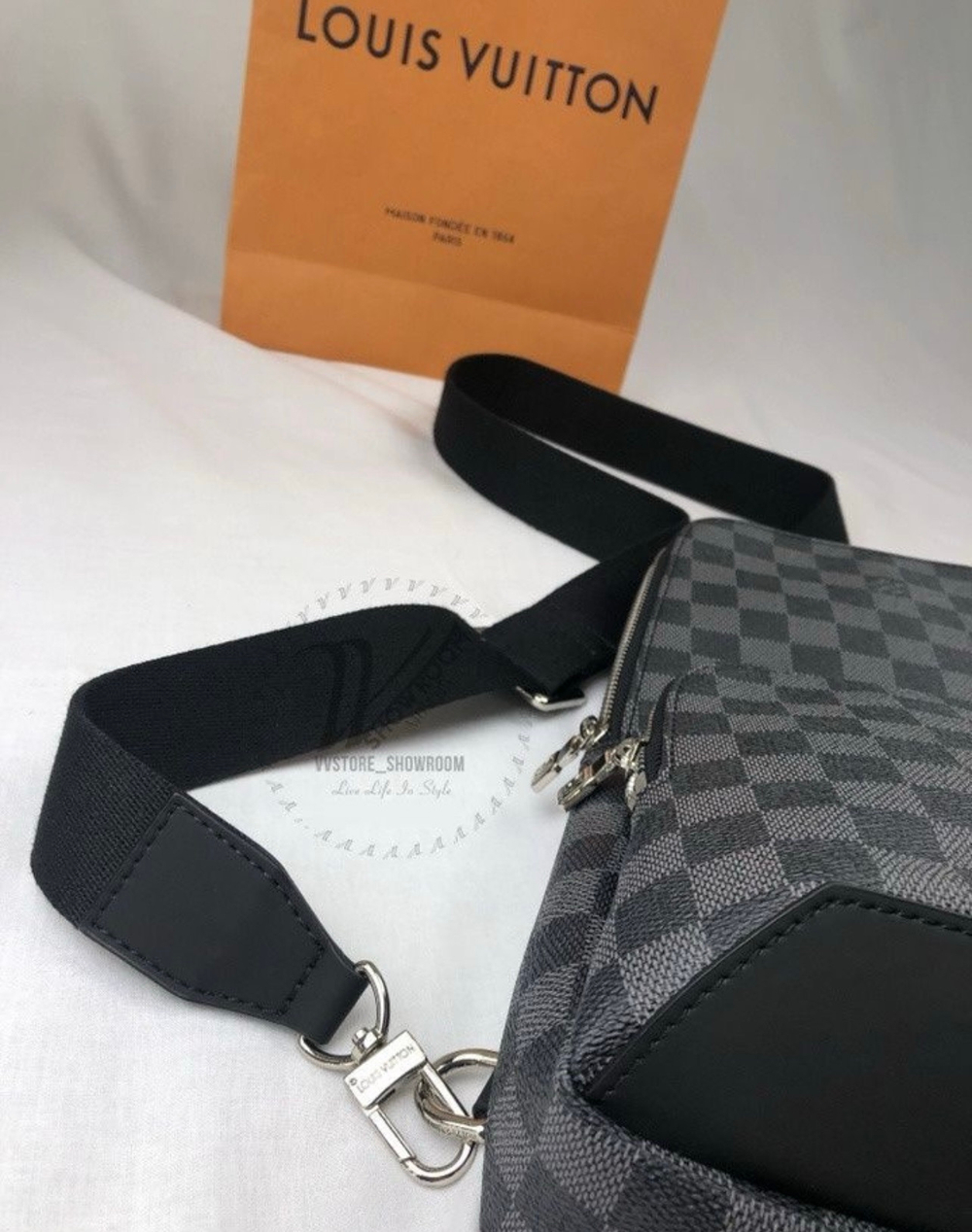 Сумка через плечо Louis Vuitton Sling Bag премиум