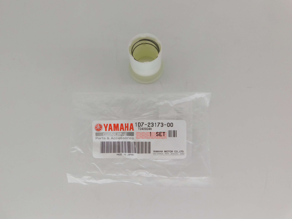 Направляющая втулка вилки Yamaha XV1900 1D7-23173-00-00