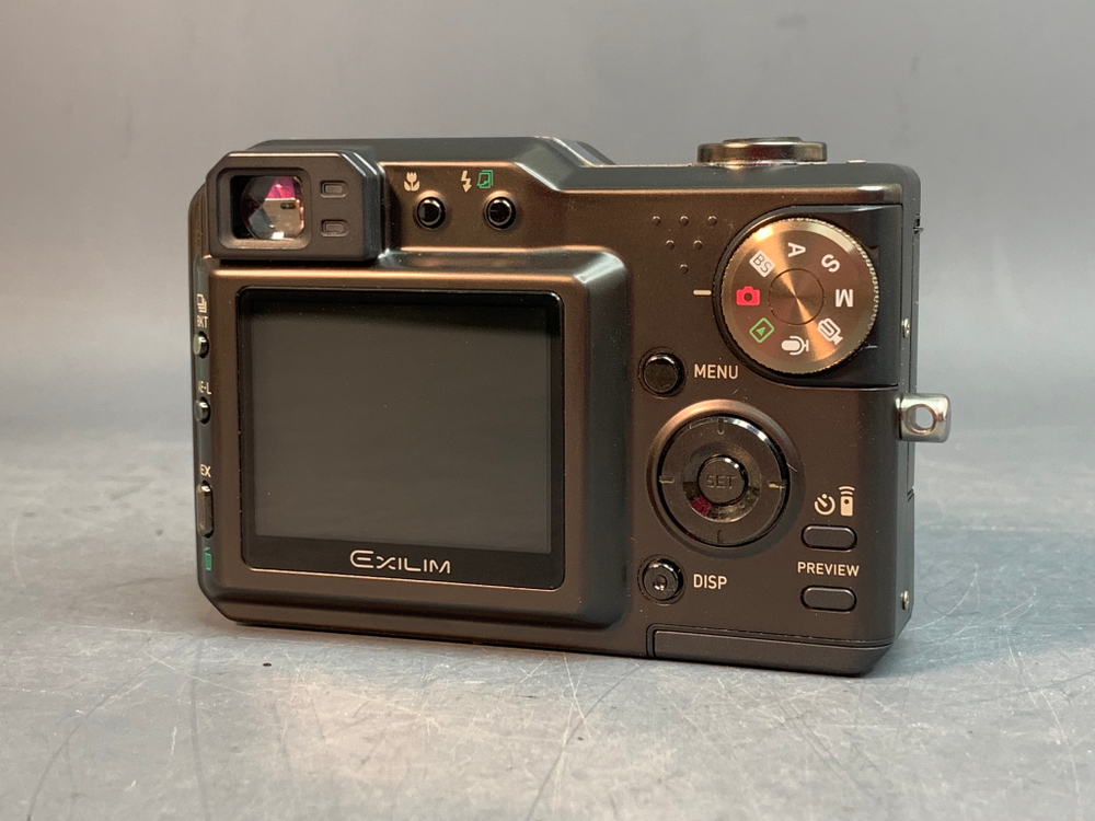 Casio Exilim EX-P700
