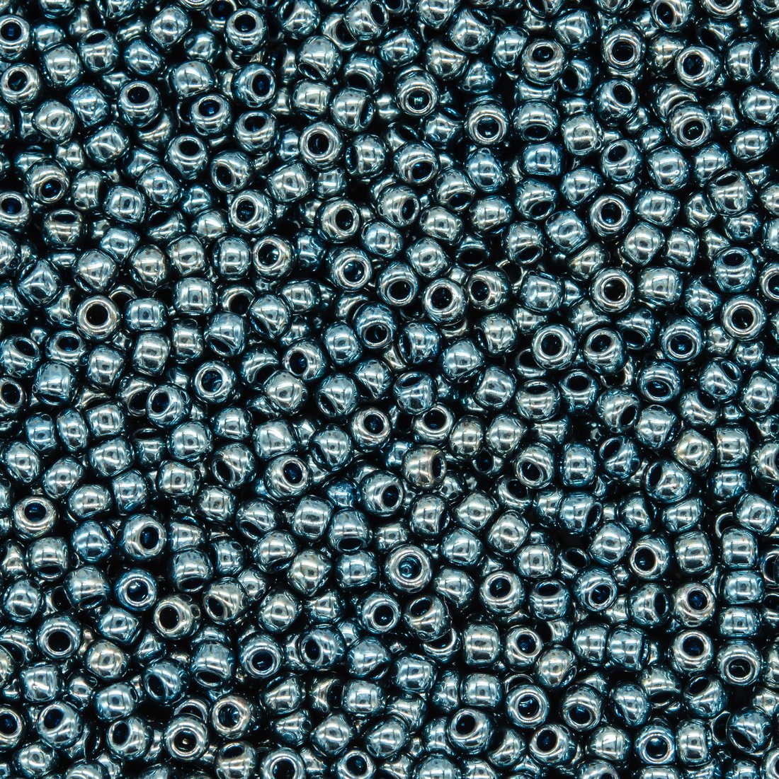 Японский бисер TOHO Round 11/0 (№511), металлизированный, непрозрачный глянцевый
