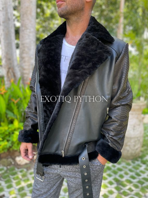 Куртка из кожи питона и кожи ягненка утепленная мехом JT-90