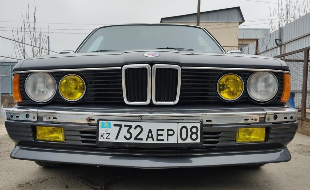 BMW E23 ZENDER Передняя накладка