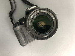Canon 1200D Kit 18-55mm 3.5-5.6 III 13.000 кадров