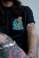 Футболка Old Lizard Dragonborn Черная