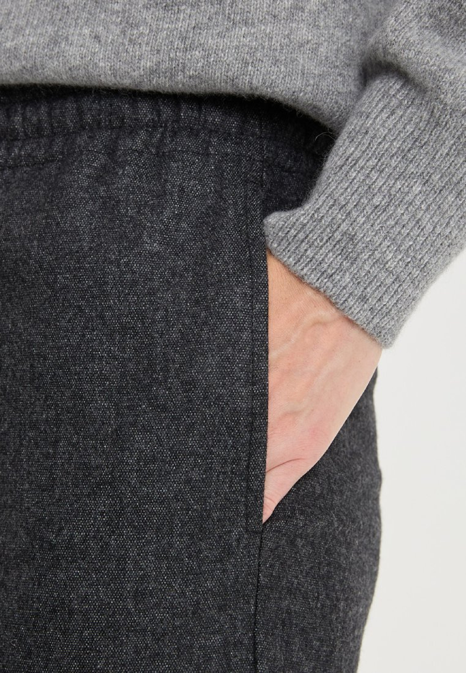 Брюки на резинке из шерсти