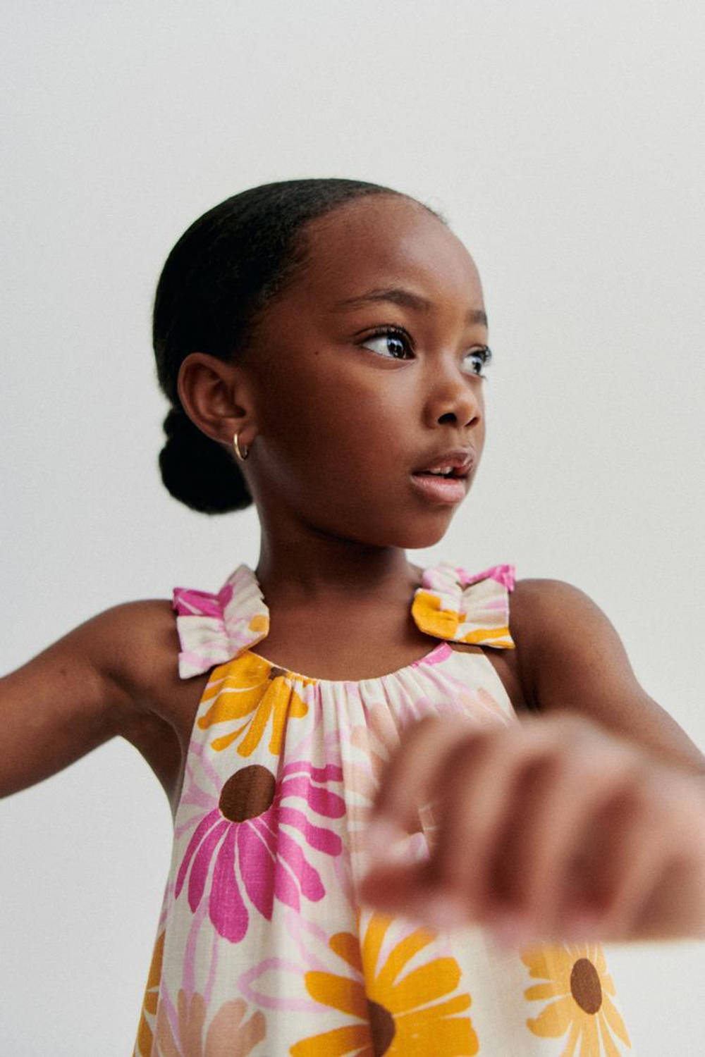 ZARA ПЛАТЬЕ ИЗ СМЕСОВОГО ЛЬНА С ЦВЕТОЧНЫМ ПРИНТОМ, РАЗНОЦВЕТНЫЙ