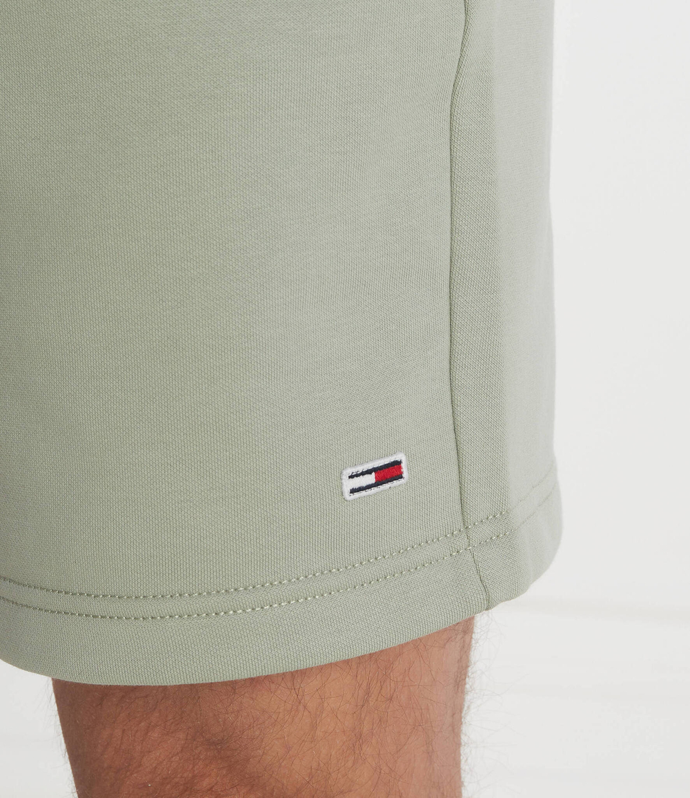 Шорты Tommy Jeans - фисташковый(DM0DM18978)