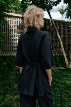 ZARA КУРТКА-САФАРИ ИЗ ЛЬНА С РЕМНЕМ, МОРСКОЙ СИНИЙ