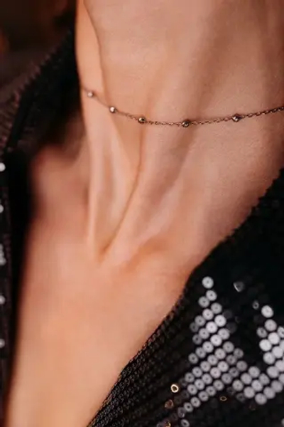 Колье "QUIET LUXURY" с шариками и алмазными гранями в серебре