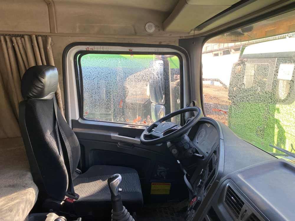 Shacman (Shaanxi) SX* 8x4 Самосвал SX331863366 (Дизельный, 12,5 л, 544 л.с., МТ)