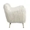 Белое кресло 5191 из ткани с длинным ворсом