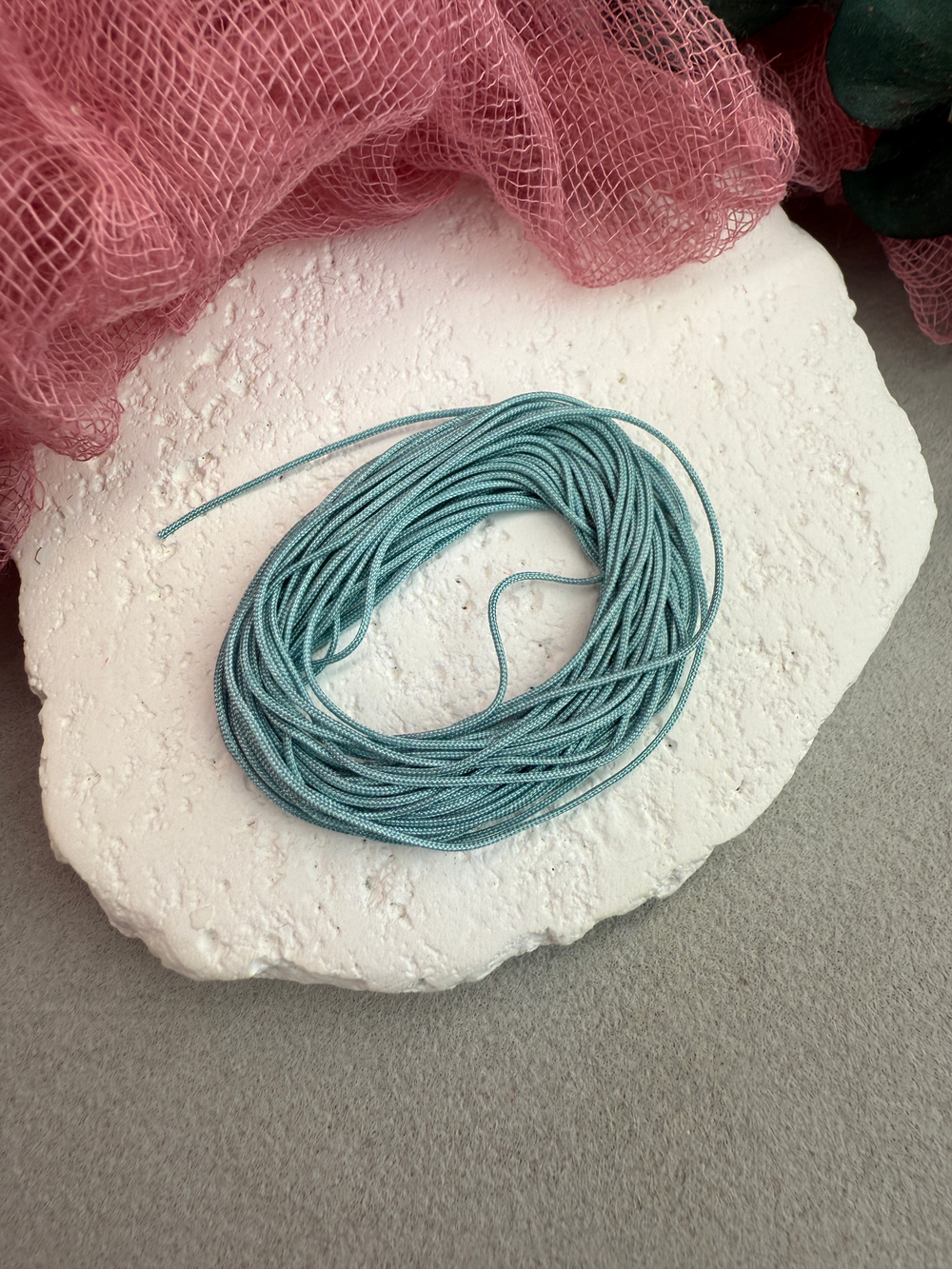 Шнур для плетения браслетов 0,6 мм, Яйцо дрозда (5 м)