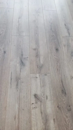 Ламинат KRONOSTAR Special Edition 4925 Дуб Мирто 8мм, 32кл, 1380x191x8, V4 ФАСКА, 2,109 кв м