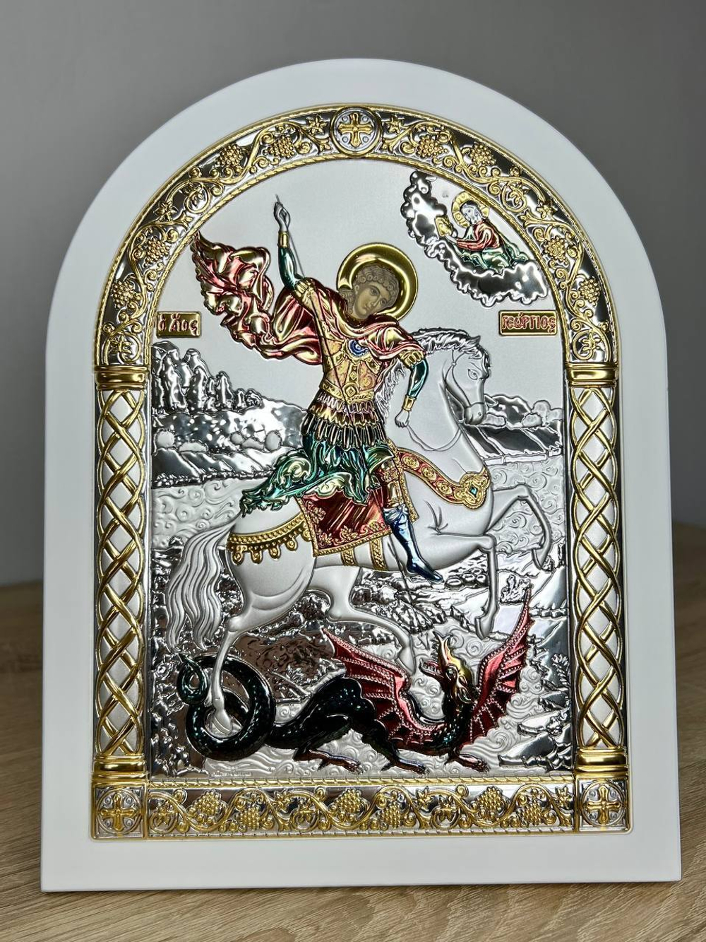 Георгий Победоносец, икона арочная, белое дерево, эмаль 150х200