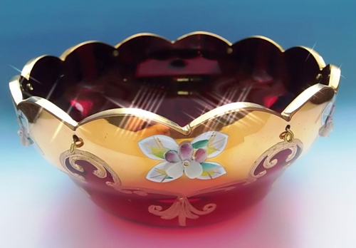 Смальта рубин золото. Розетка №15