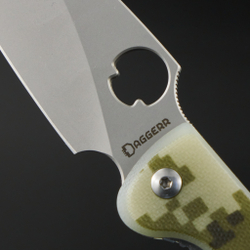 Нож Sting Camo BB VG10