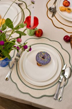 Салфетка под приборы Anemone из коллекции Trendy Ruffles, Ø38 см, серый