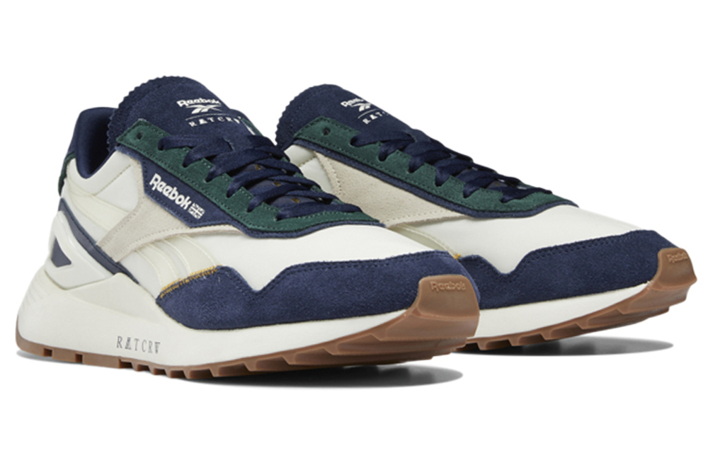 Кроссовки Romantic Crown X Reebok Classic Legacy Az
