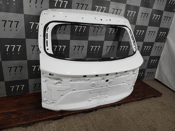 Крышка багажника Geely Coolray 23-нв Б/У Оригинал 5062050200C15