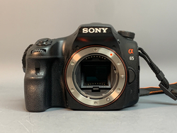 Sony A65 kit 18-55mm 18.000 кадров