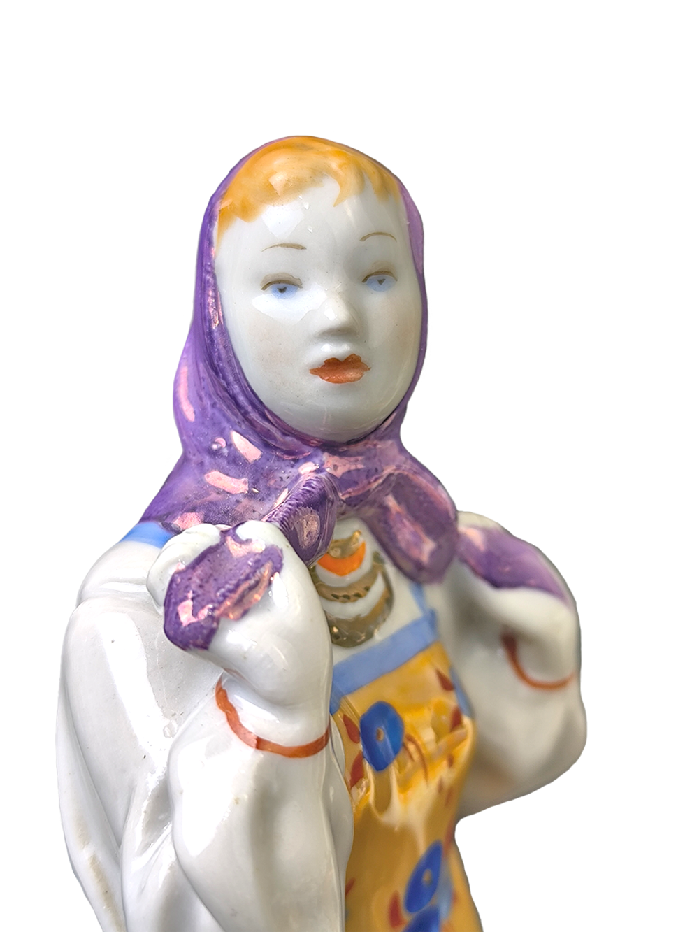 Фарфоровая статуэтка "Плясунья Маша" (Дулёво)