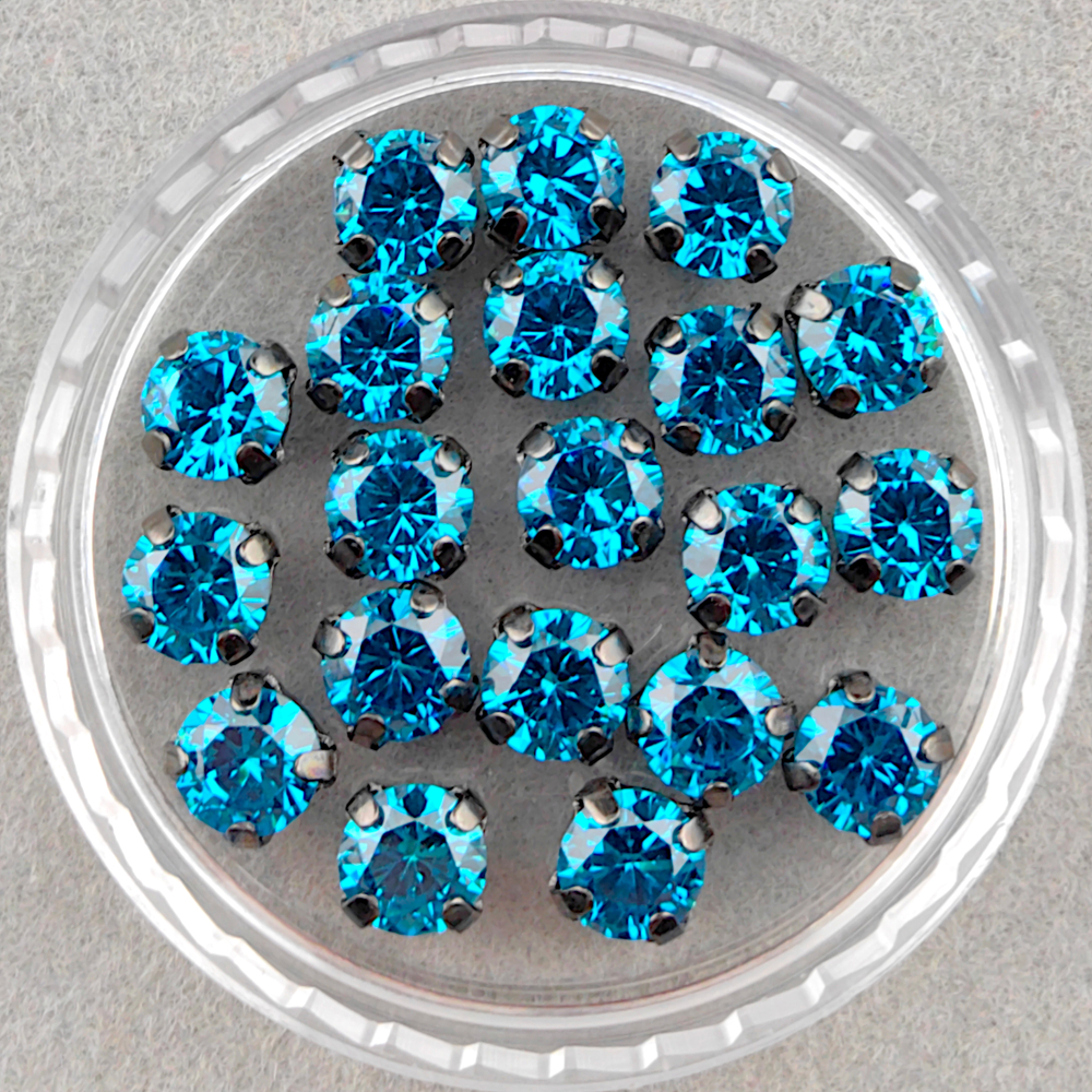 Фианиты шатоны в оправах, лазурный/темная сталь