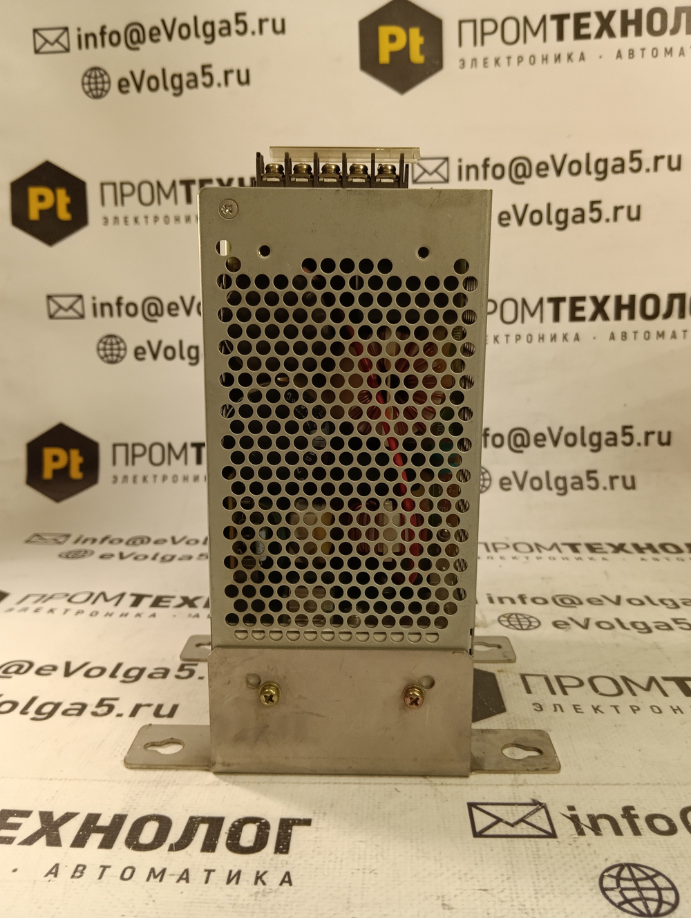 Omron S82J-30024 с хранения