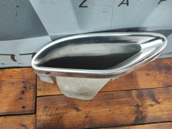 Насадка глушителя левая AMG Mercedes C W205 14-18 Б/У Оригинал A2054900300