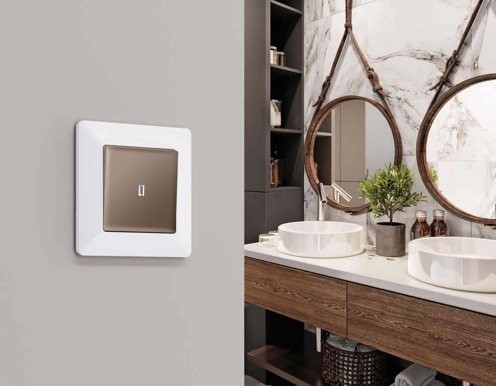 AF110124 Рамка ALFA Line (Белый матовый) 4-ая