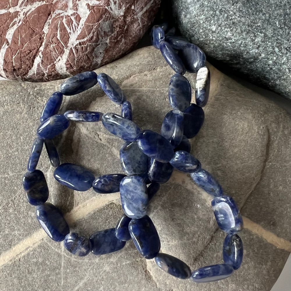 Содалит. Камни для изделий на заказ. Цена зависит от вида заказанного изделия