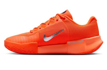 Теннисные кроссовки Nike Zoom GP Challenge Pro Premium - hyper crimson/metallic silver