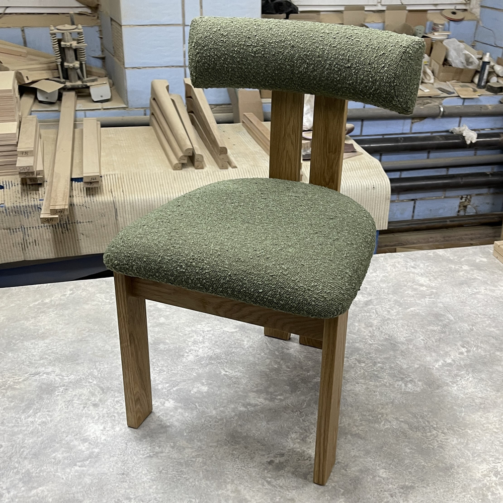 Стул из дерева - TIRO