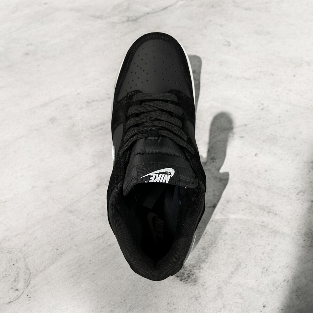Nike SB Dunk Low • Black v2
