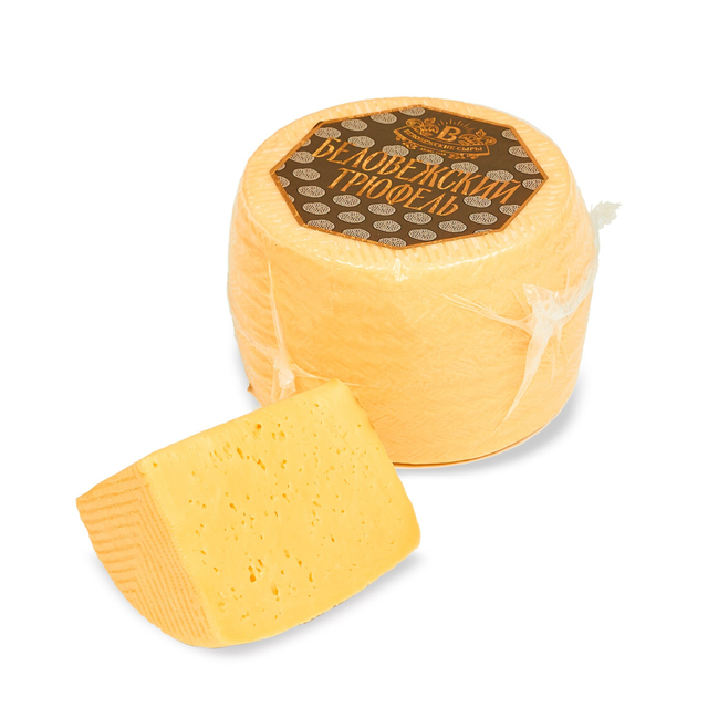 Сыр "Беловежский трюфель" с пажитником и ароматом грецкого ореха, МДЖ.45%, «Беловежские сыры», Беларусь